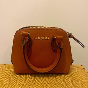 Steve Madden Brown mini purse!